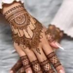 arabic elegant stylish back hand mehndi design