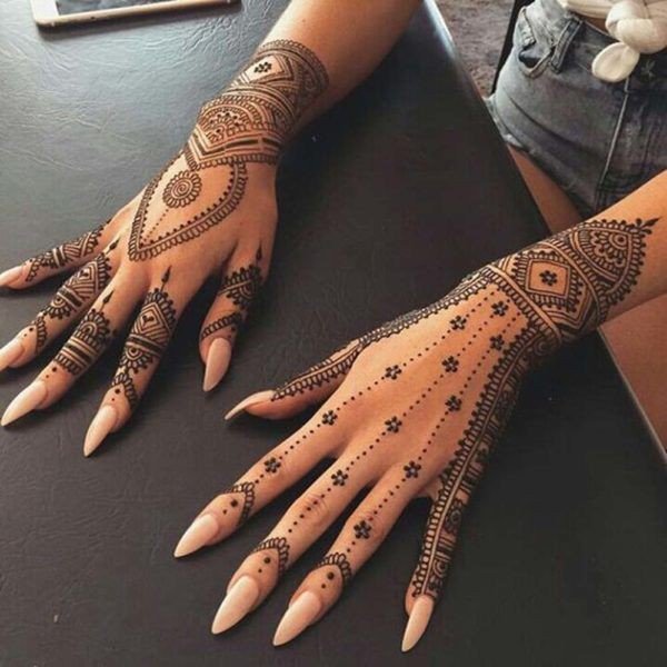 arabic stylish back hand mehndi design