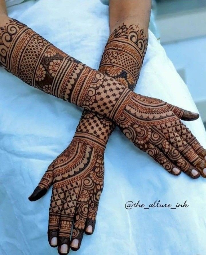 back hand mehndi design arabic