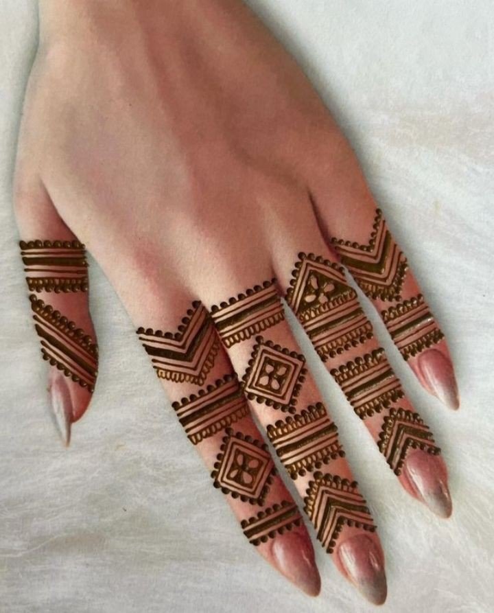 back hand mehndi design easy for kids