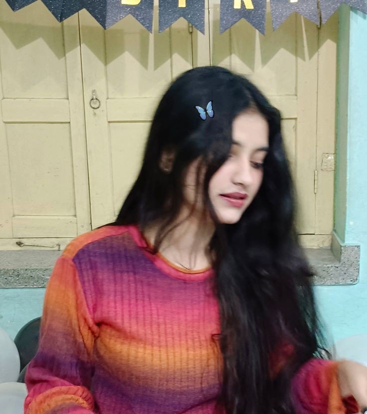 beautiful hidden face cute simple girl pic