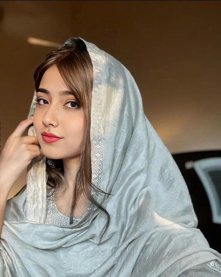 beautiful single girl dp