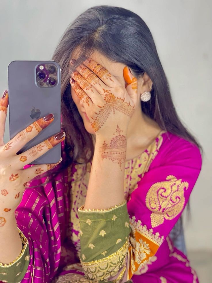 best dp for whatsapp for girls attitude