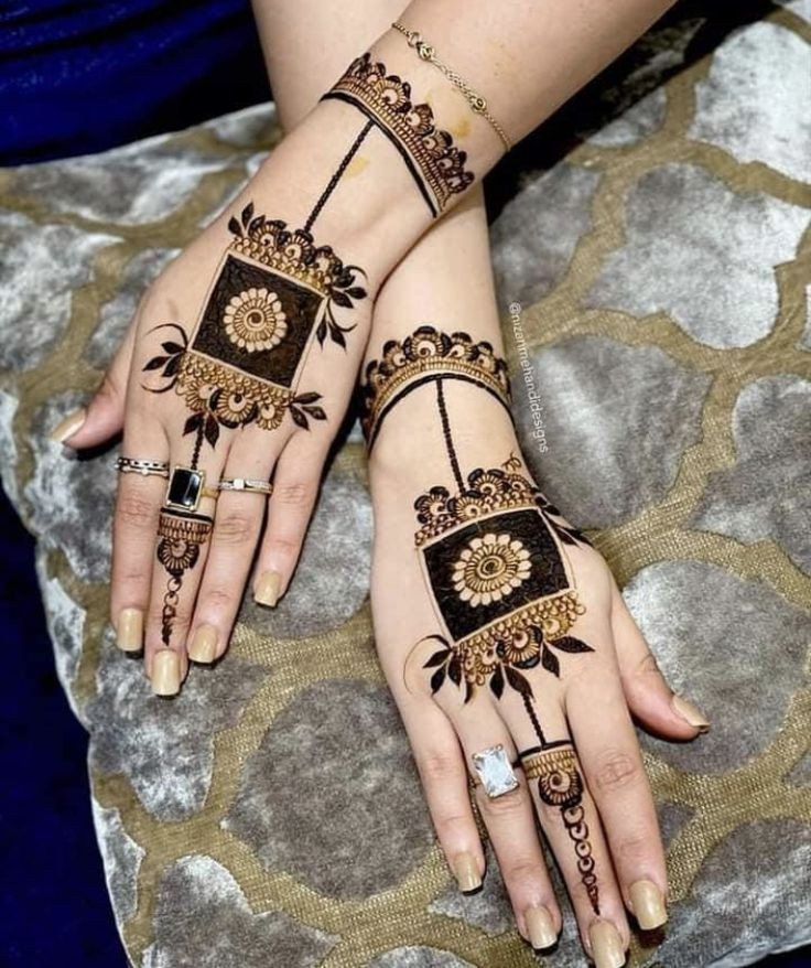 bridal stylish back hand mehndi design front and back