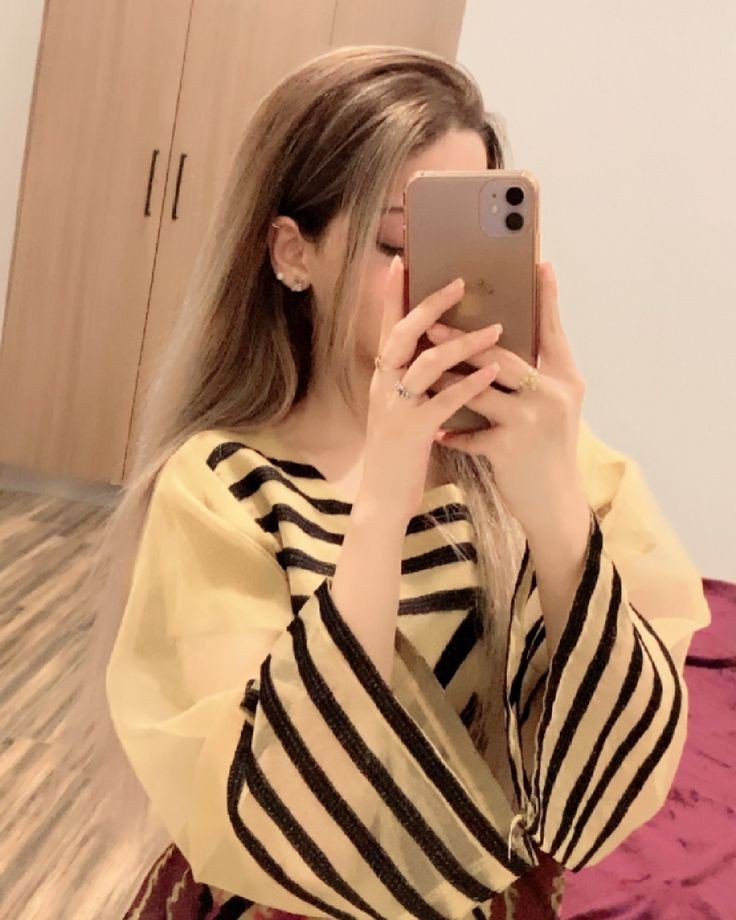 cool attitude girls dp