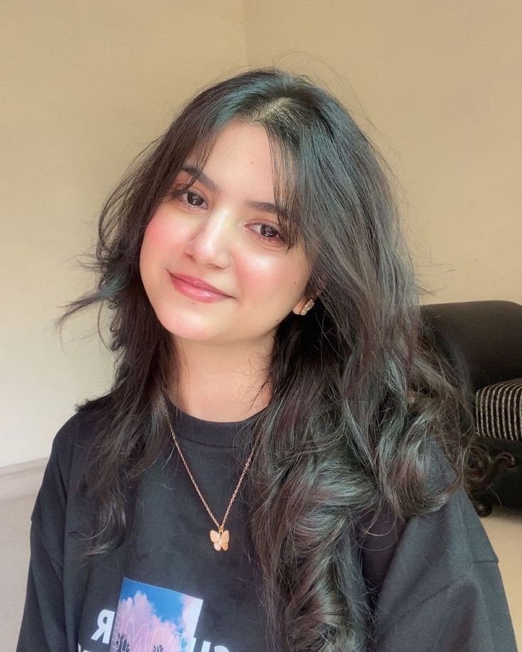 cute girl pic for dp instagram simple attitude