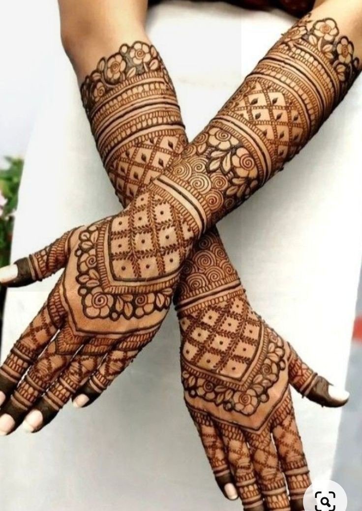 dubai style back hand mehndi design