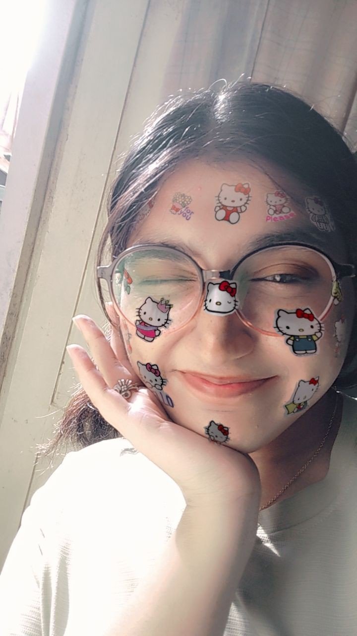 hide face girl pic age 14