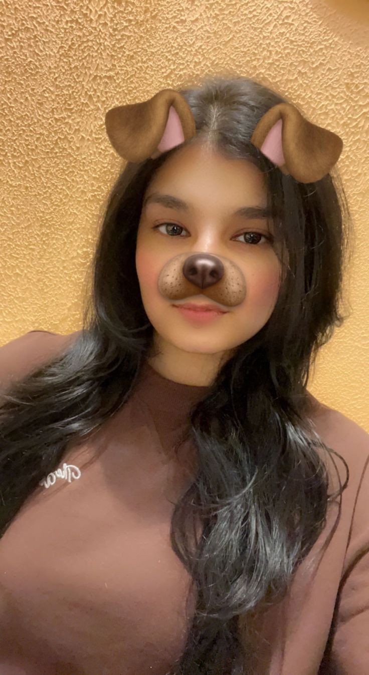 hide face girl pic back side