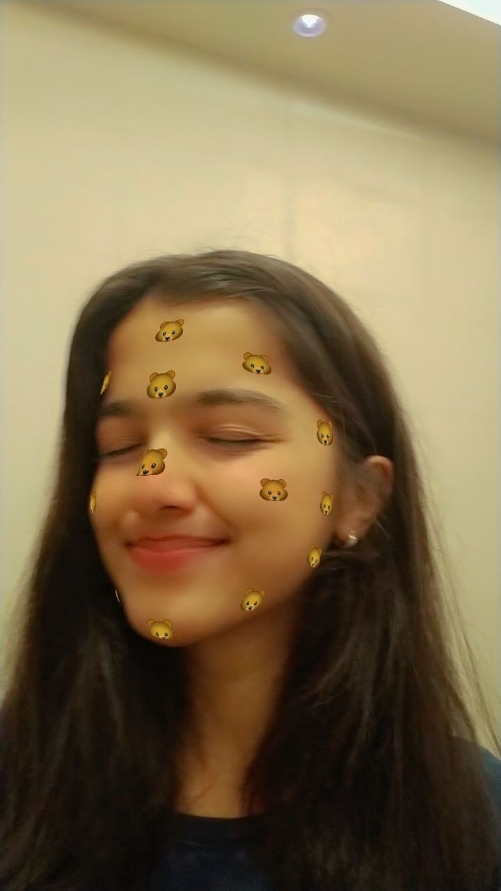 image hide face selfie real simple girl