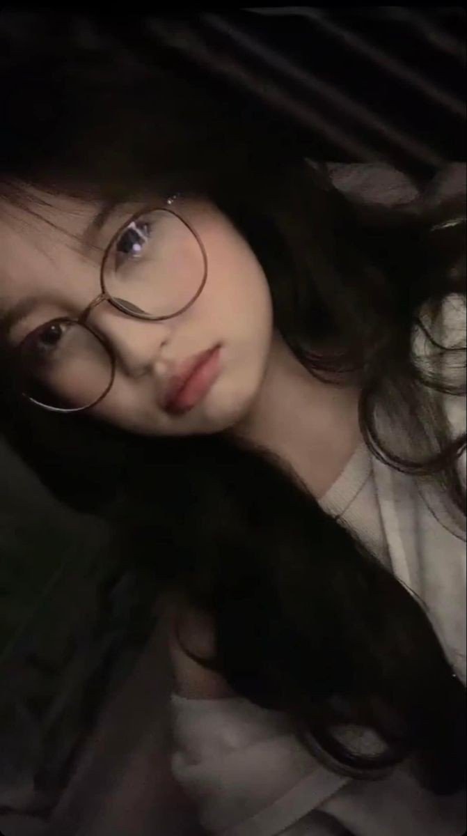 korean girl dp attitude