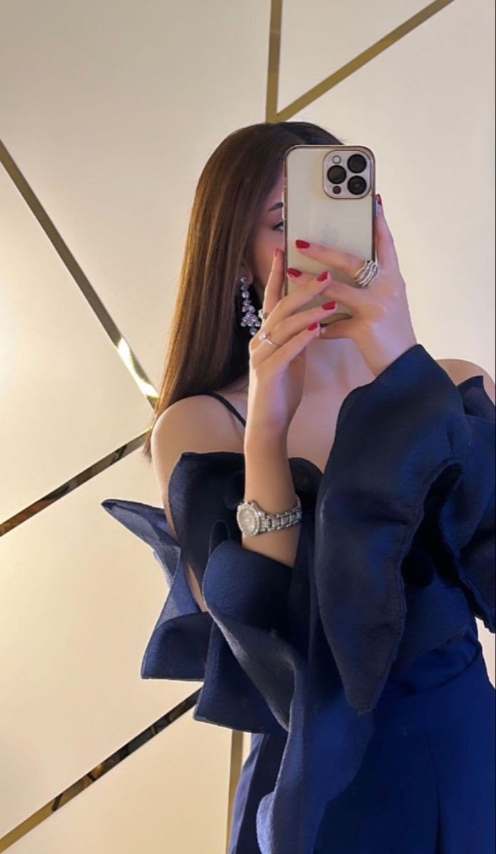 mirror dp girl black