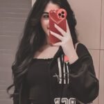 mirror selfie dp for girl