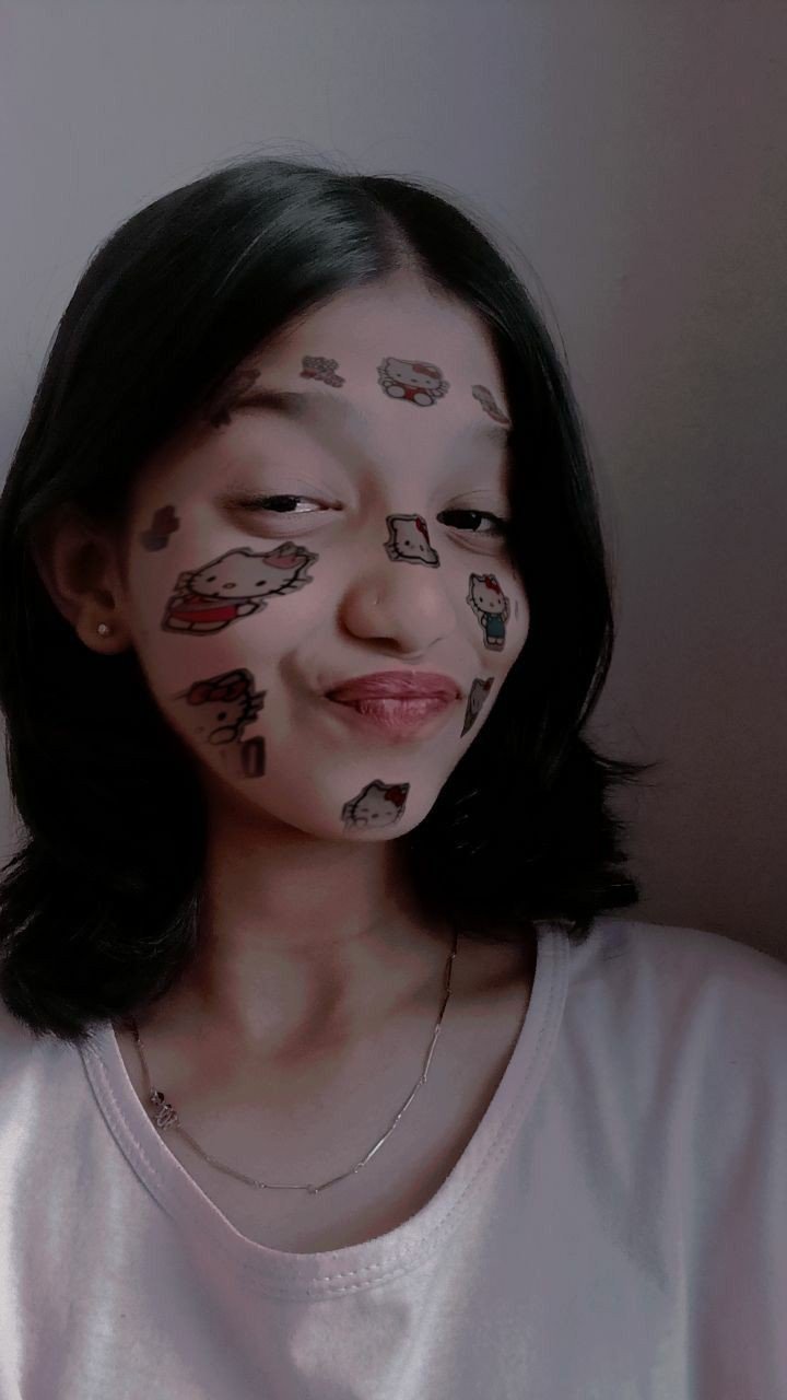 real simple girl image hide face