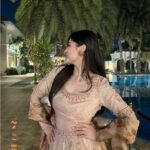 saree girl dp hidden face cartoon