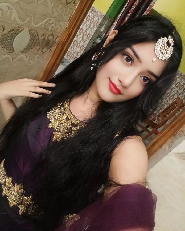 simple cute girl pic baby