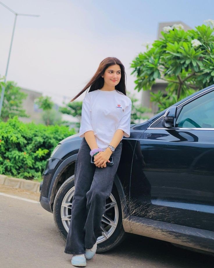 simple cute girl pic dp