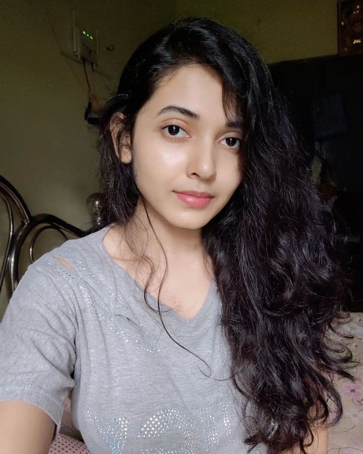 single girl attitude dp black and white for instagram