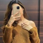 stylish hidden face girls dpz